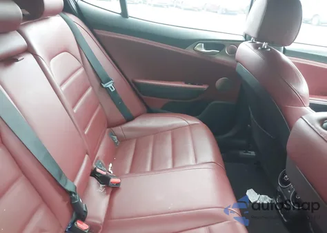 2019 Kia Stinger Gt2 z USA, uszkodzony, nr VIN KNAE55LC7K6053446